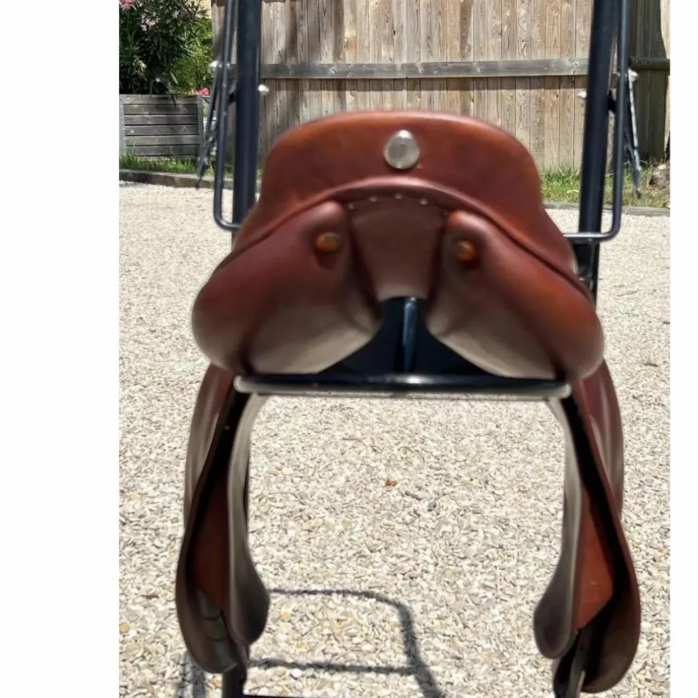 SELLE HERMES CAVALE taille 17 irish/taupe MIXTE 2019 PARFAIT ETAT + BOITE HERMES