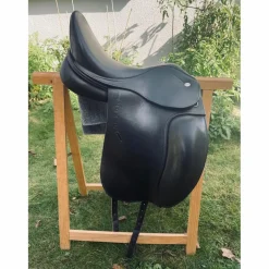Selle Ikonic