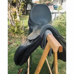 Selle Ikonic