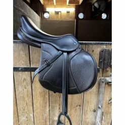 Selle Ikonic
