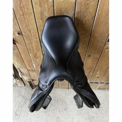 Selle Ikonic