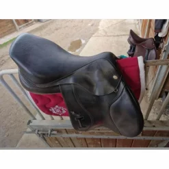 Selle Ikonic Noir Excellent État