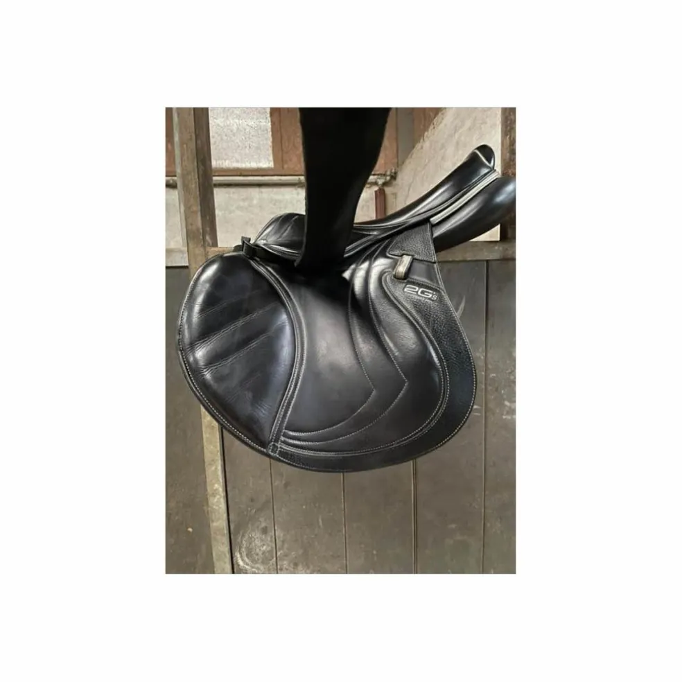 Selle mademoiselle cwd taille 17’5