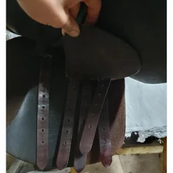 Selle mixte cuir 17,5 pour haut garrot