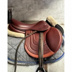 Selle mixte en cuir – Très bon état