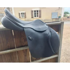 Selle mixte en cuir marron 17,5
