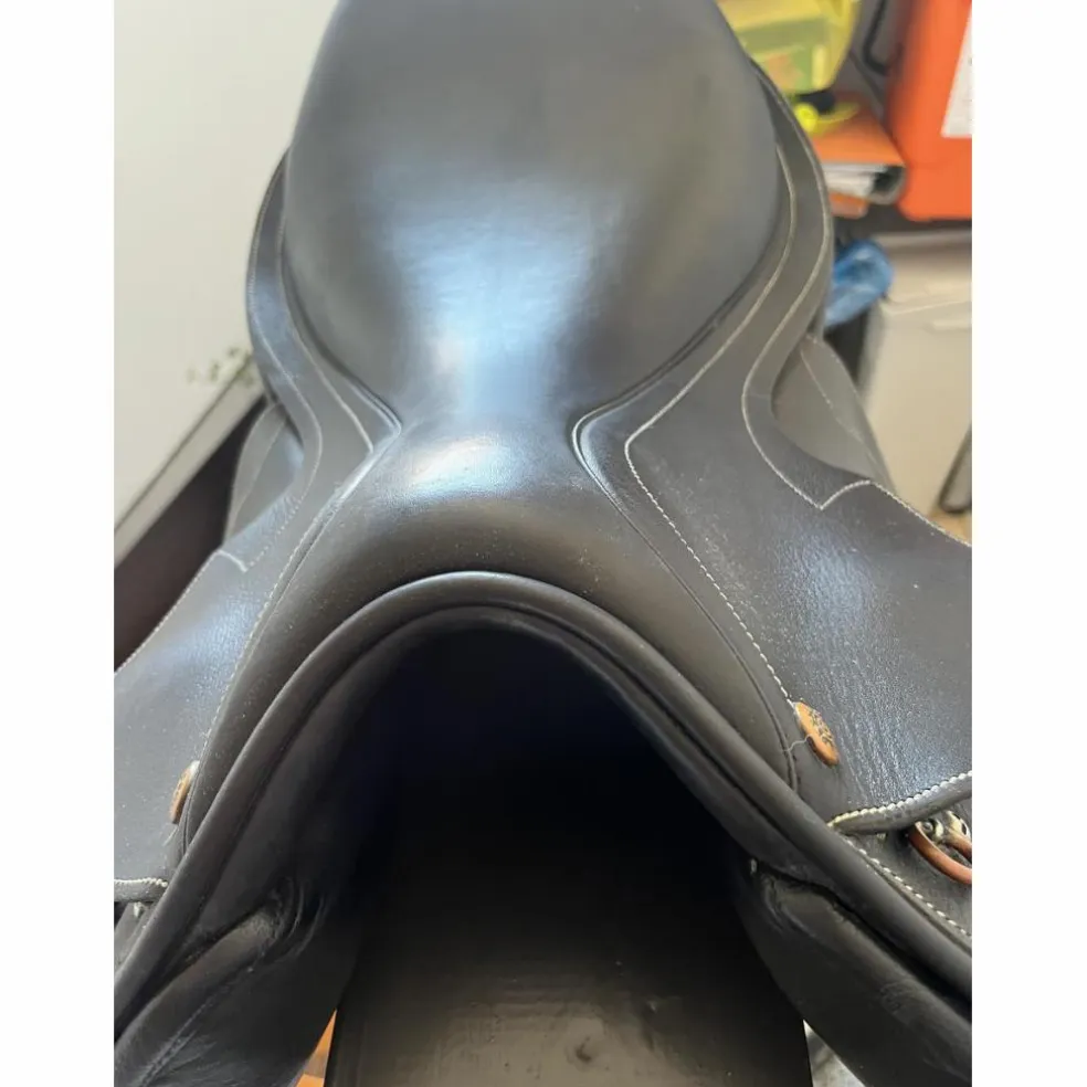 Selle mixte Pessoa 17,5 pouces noir