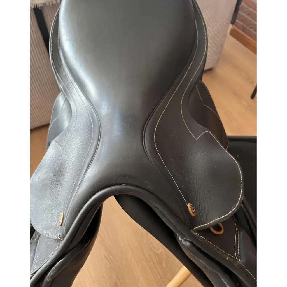 Selle mixte Pessoa 17,5 pouces noir