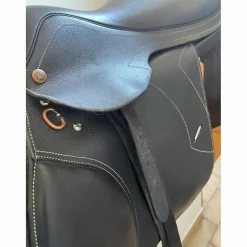 Selle mixte Pessoa 17,5 pouces noir