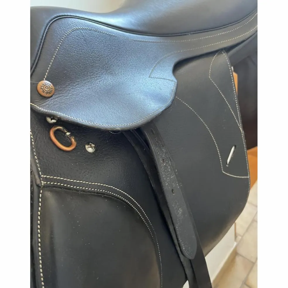 Selle mixte Pessoa 17,5 pouces noir