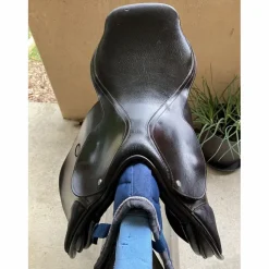 Selle mixte Pessoa taille 17,5, noire