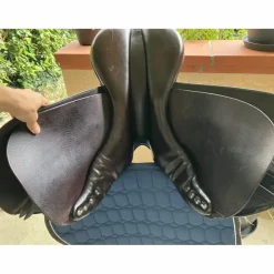 Selle mixte Pessoa taille 17,5, noire