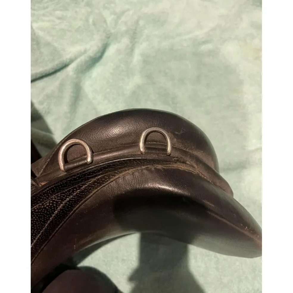 selle noire 18pc