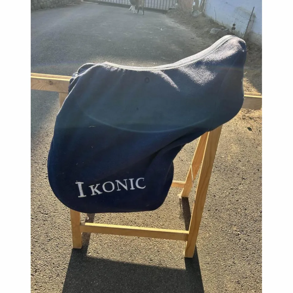 selle obstacle ikonic