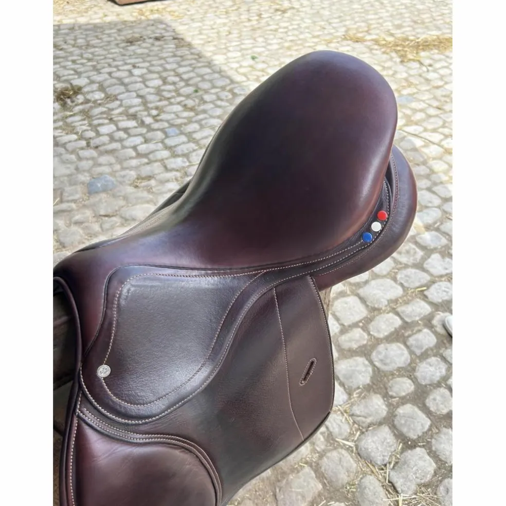 Selle PLS - 17,5 - excellent état doublée veaux