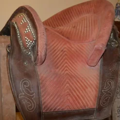 SELLE PORTUGAISE DE CONFECTION ARTISANALE