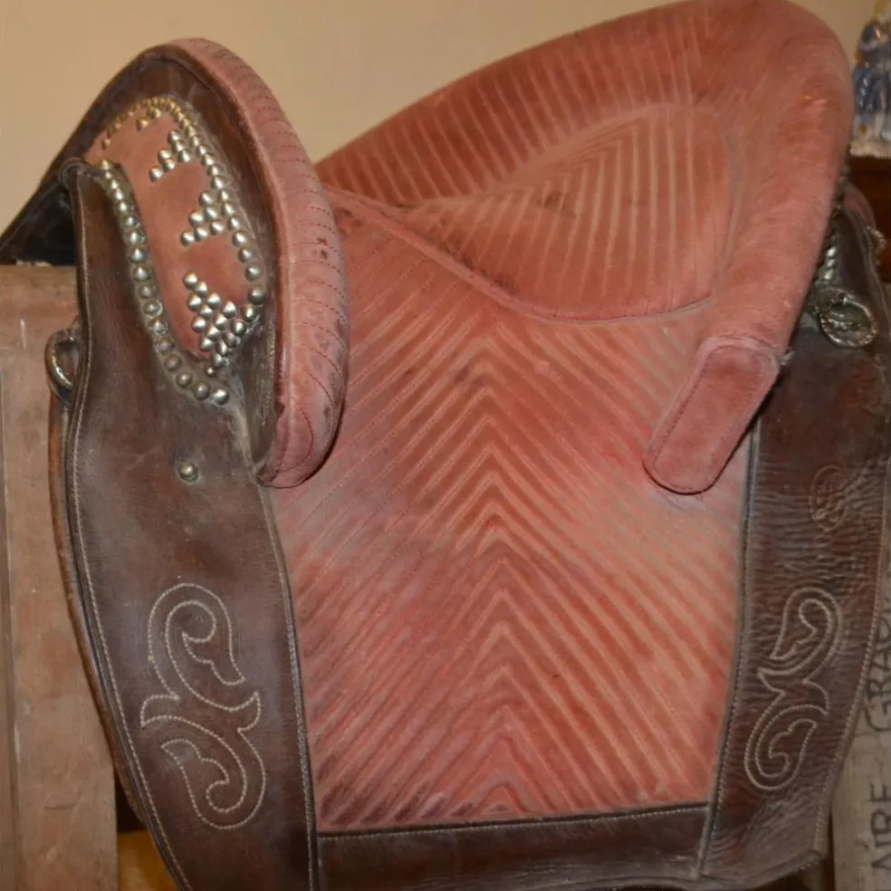 SELLE PORTUGAISE DE CONFECTION ARTISANALE