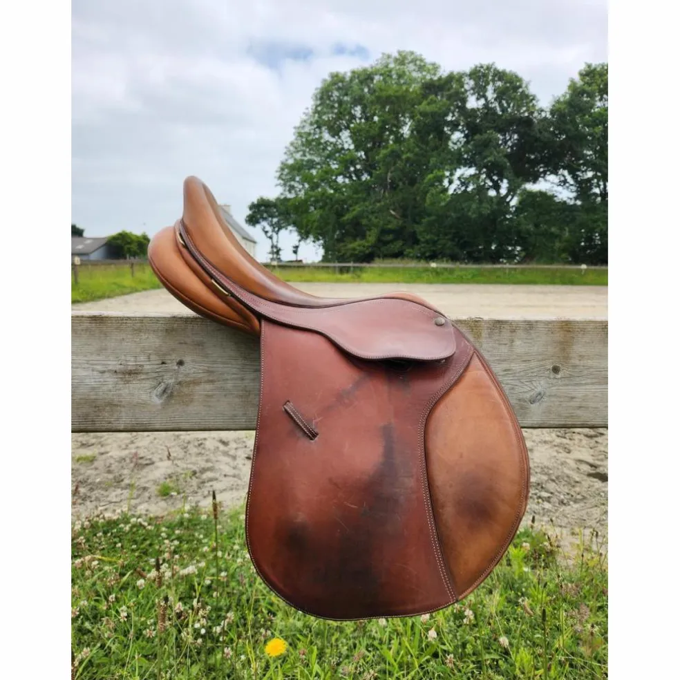 Selle équipée