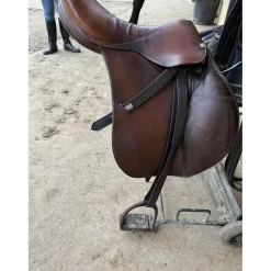 selle équipée