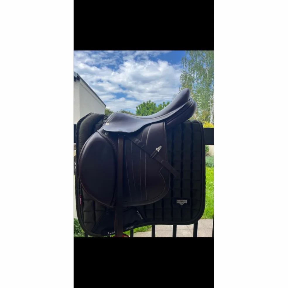 Selle équipe carbone EK GO