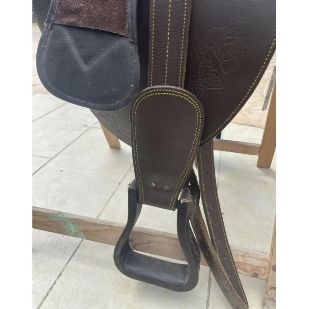 selle randonnée/camarguaise