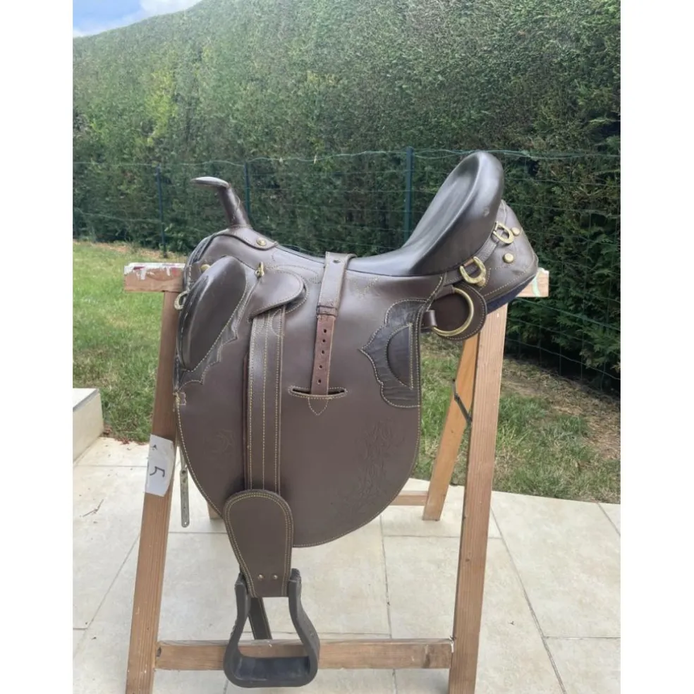 selle randonnée/camarguaise