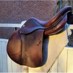 Selle Renaissance modèle M — État excellent, matelassures laine ajustable