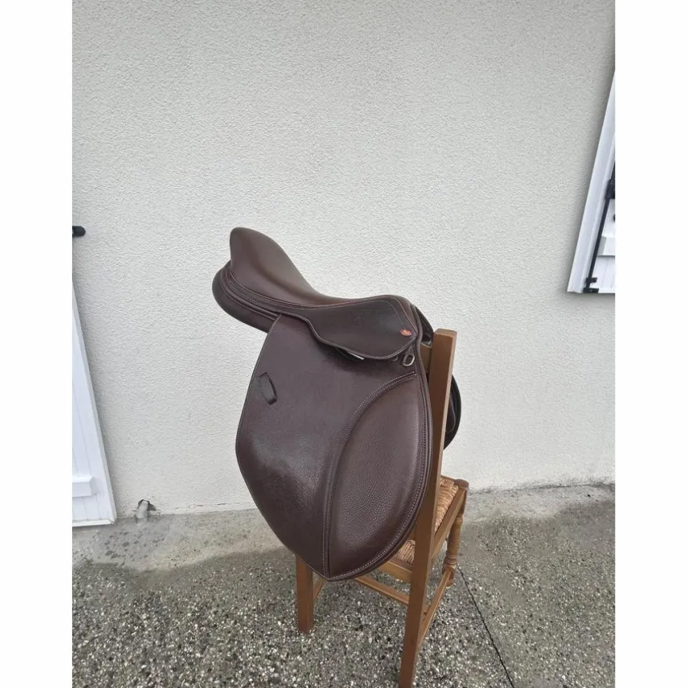 selle Éric Thomas édition Fontainebleau