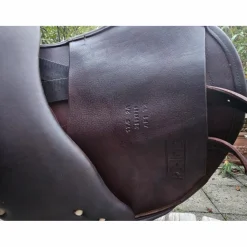 Selle RS Line Monoquartier marron 17.5