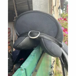 Selle synthétique mixte