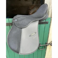 Selle synthétique mixte