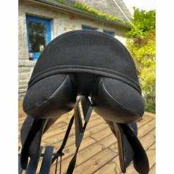 Selle Thorowgood taille 17 pouces