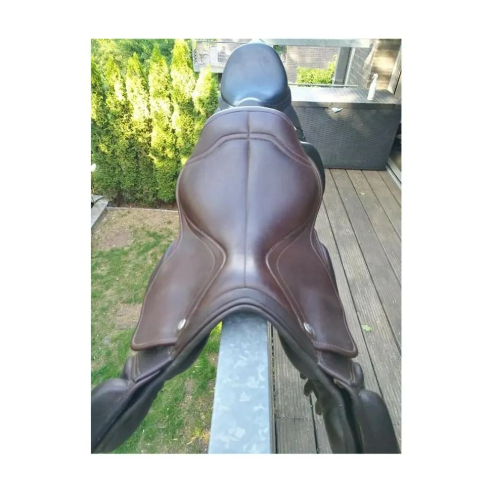Selle type cross 16"5 marque ZALDI