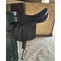 Selle Voltaire Design