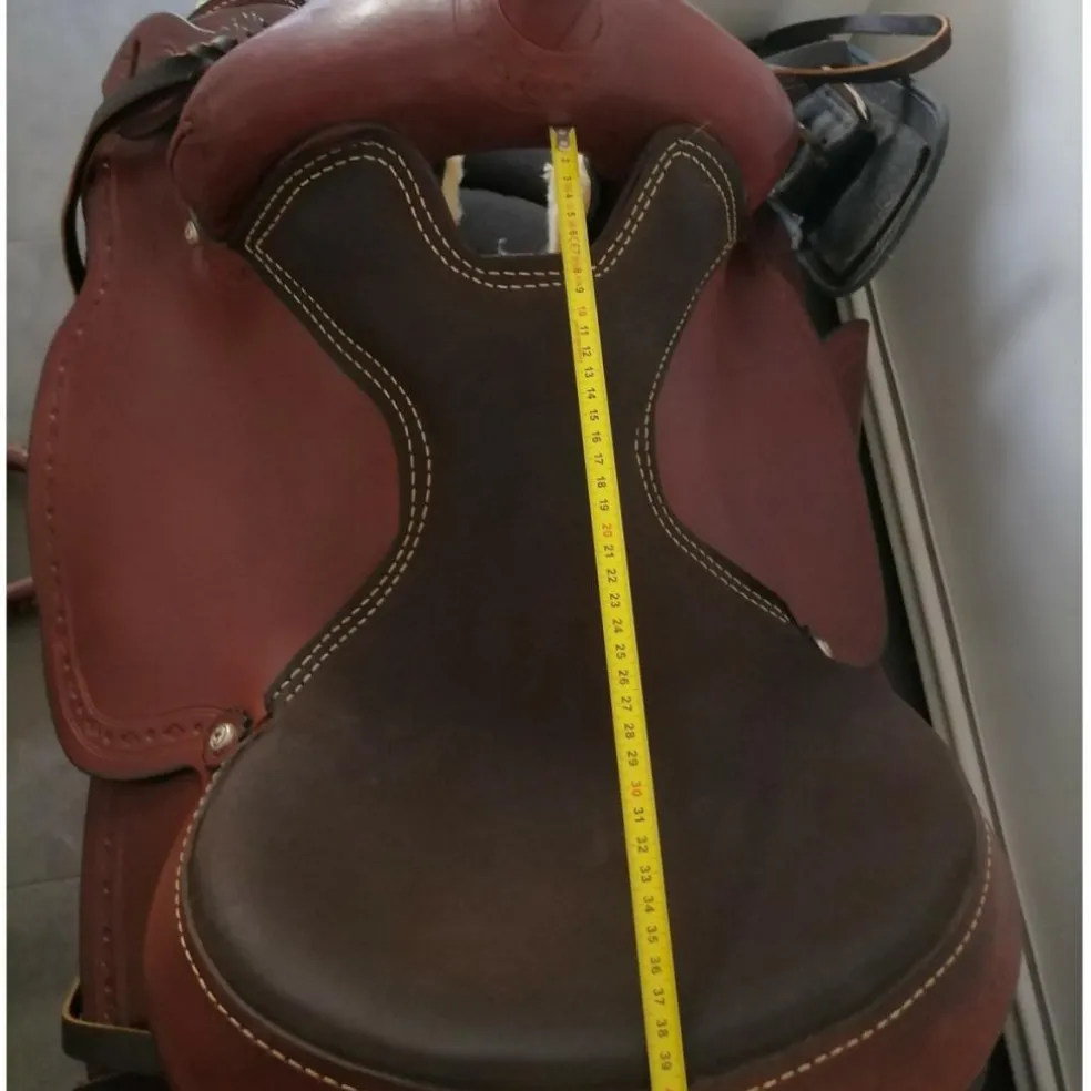 Selle western CONTINENTAL toute équipée + bride + collier neufs