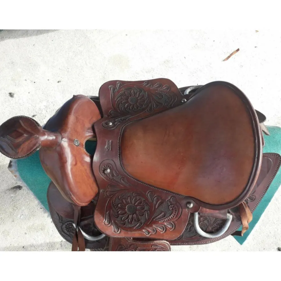 Selle Western en cuir MESACE