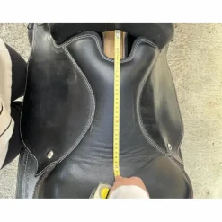 selle western noir