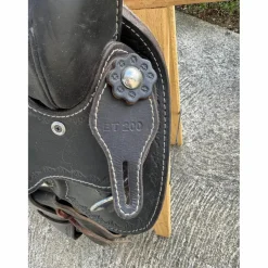 selle western noir