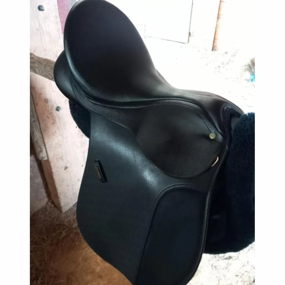 SELLE WINTEC 17" MIXTE CAIR NOIRE NEUVE