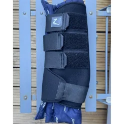 Stable boots