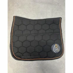 Tapis Akhal + Bonnet