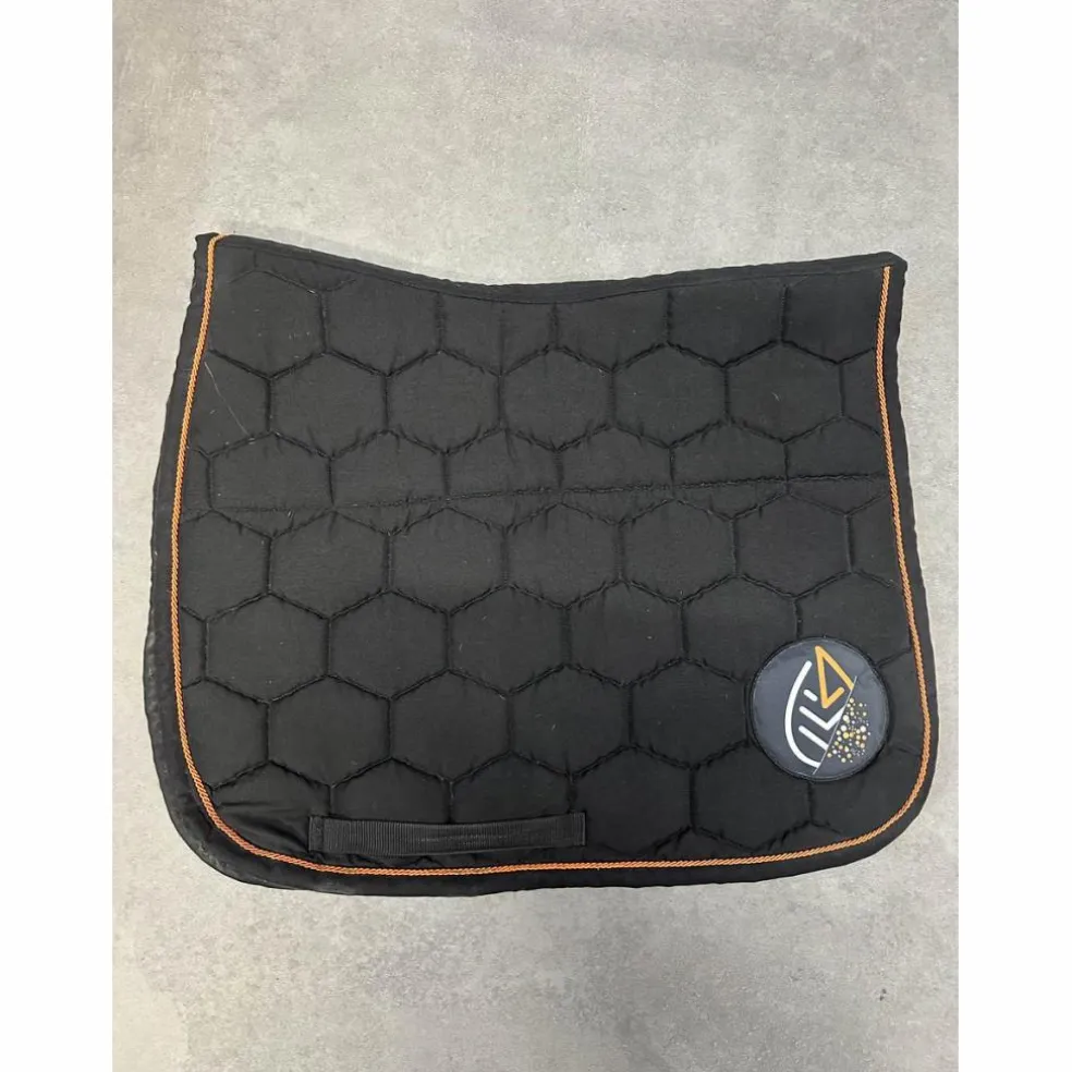 Tapis Akhal + Bonnet