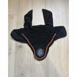 Tapis Akhal + Bonnet