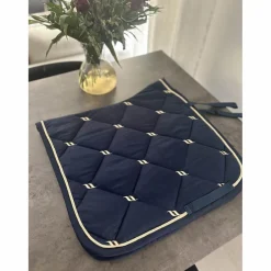 tapis back on track
