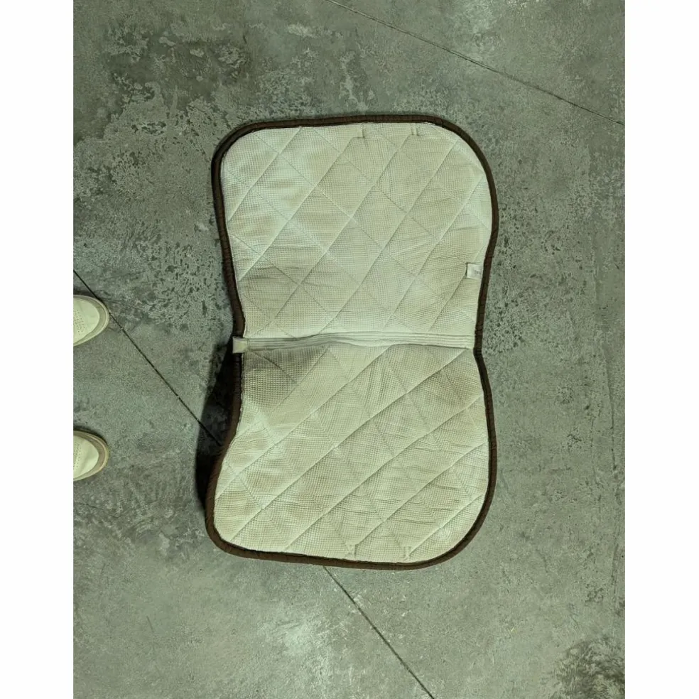 TAPIS BEIGE