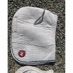 tapis blancs