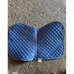 tapis bleu roi