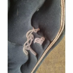 Tapis bonnet bandes penelope