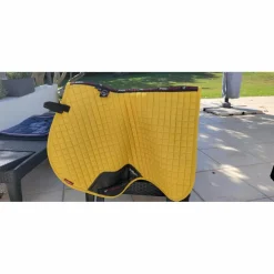 Tapis cheval LeMieux Prosport Close Contact Suède jaune