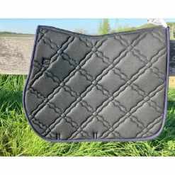 Tapis de selle cheval équitation